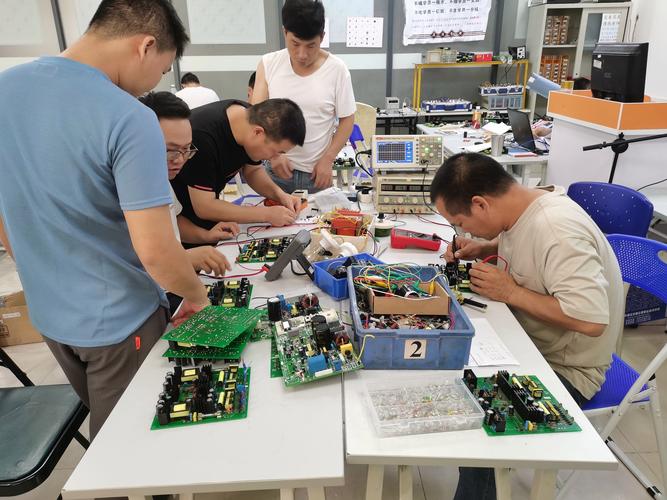 集成電路維修培訓(xùn)學(xué)校，維修集成電路板需要哪些工具